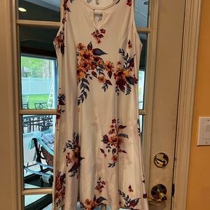 Pretty summer dress. A line perfect for all occasions.